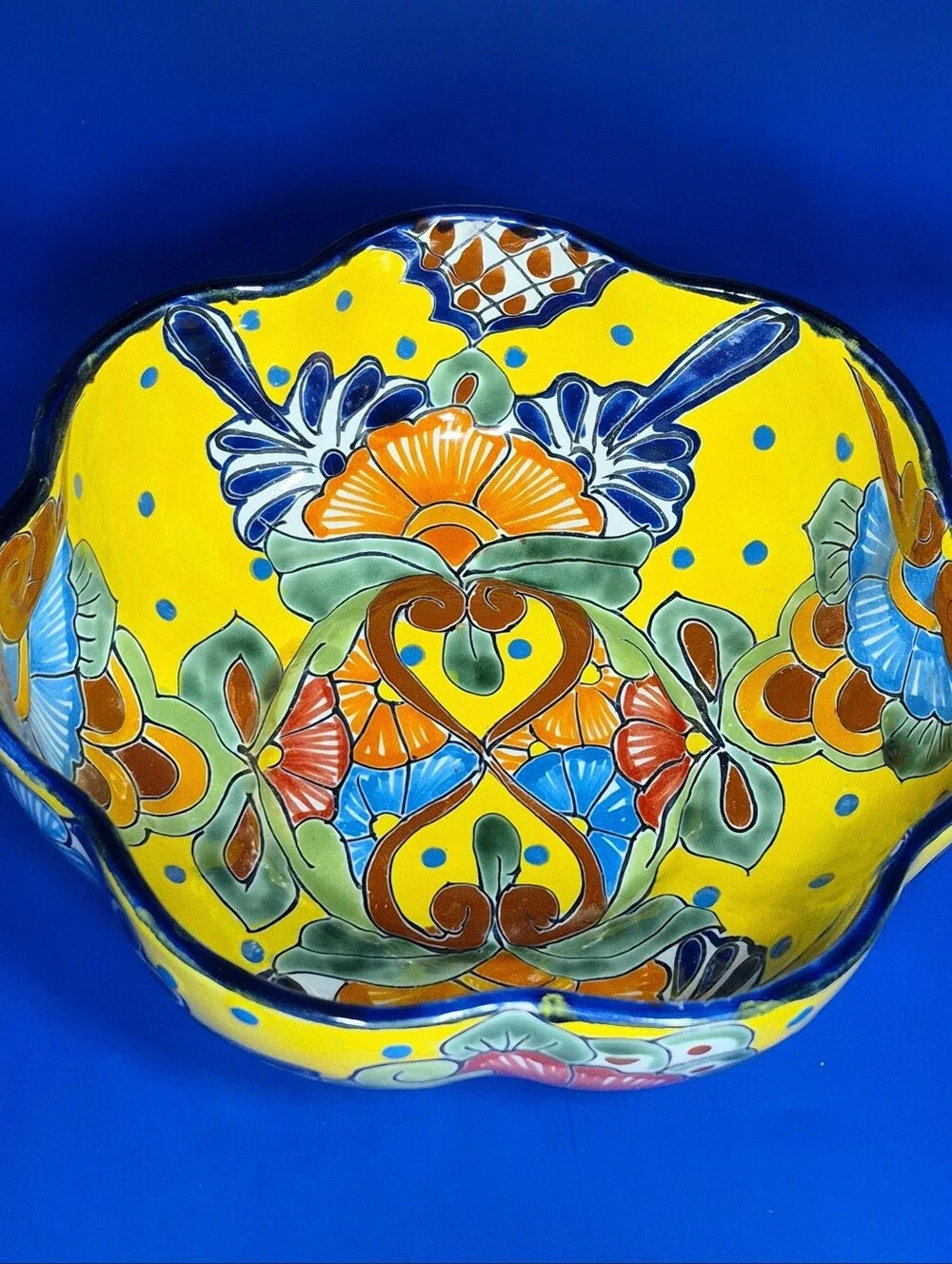 Vibrant Mexican Talavera Scalloped Ceramic Serving Bowl - 9